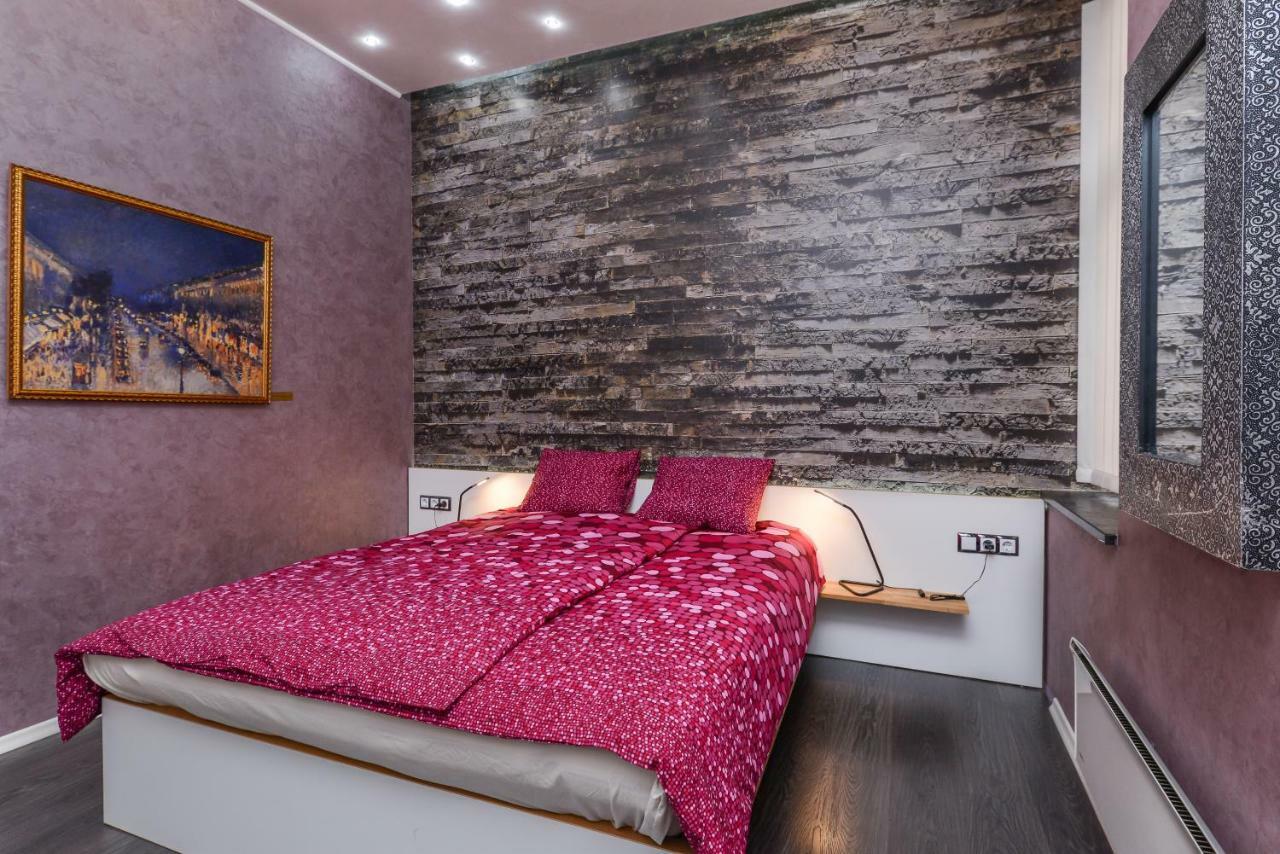 Champs-Elysees Sofia 2-Bdr, 2-Bthr Tsar Simeon Suite By Flat Mаnager المظهر الخارجي الصورة