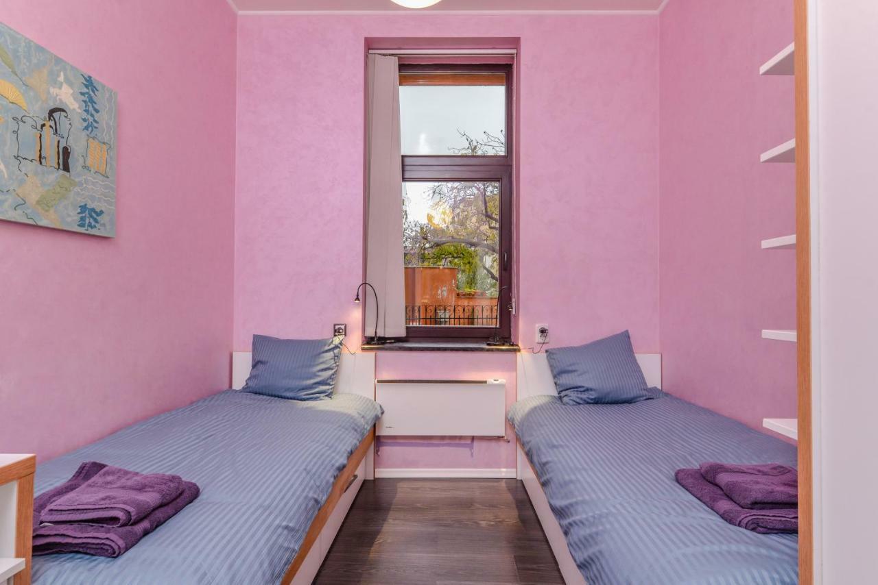 Champs-Elysees Sofia 2-Bdr, 2-Bthr Tsar Simeon Suite By Flat Mаnager المظهر الخارجي الصورة